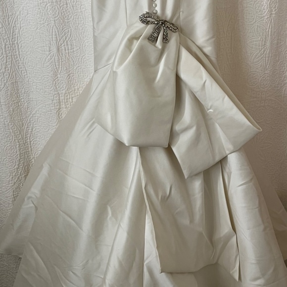 Badgley Mischka -Devina Dress size 4 - Picture 8 of 15